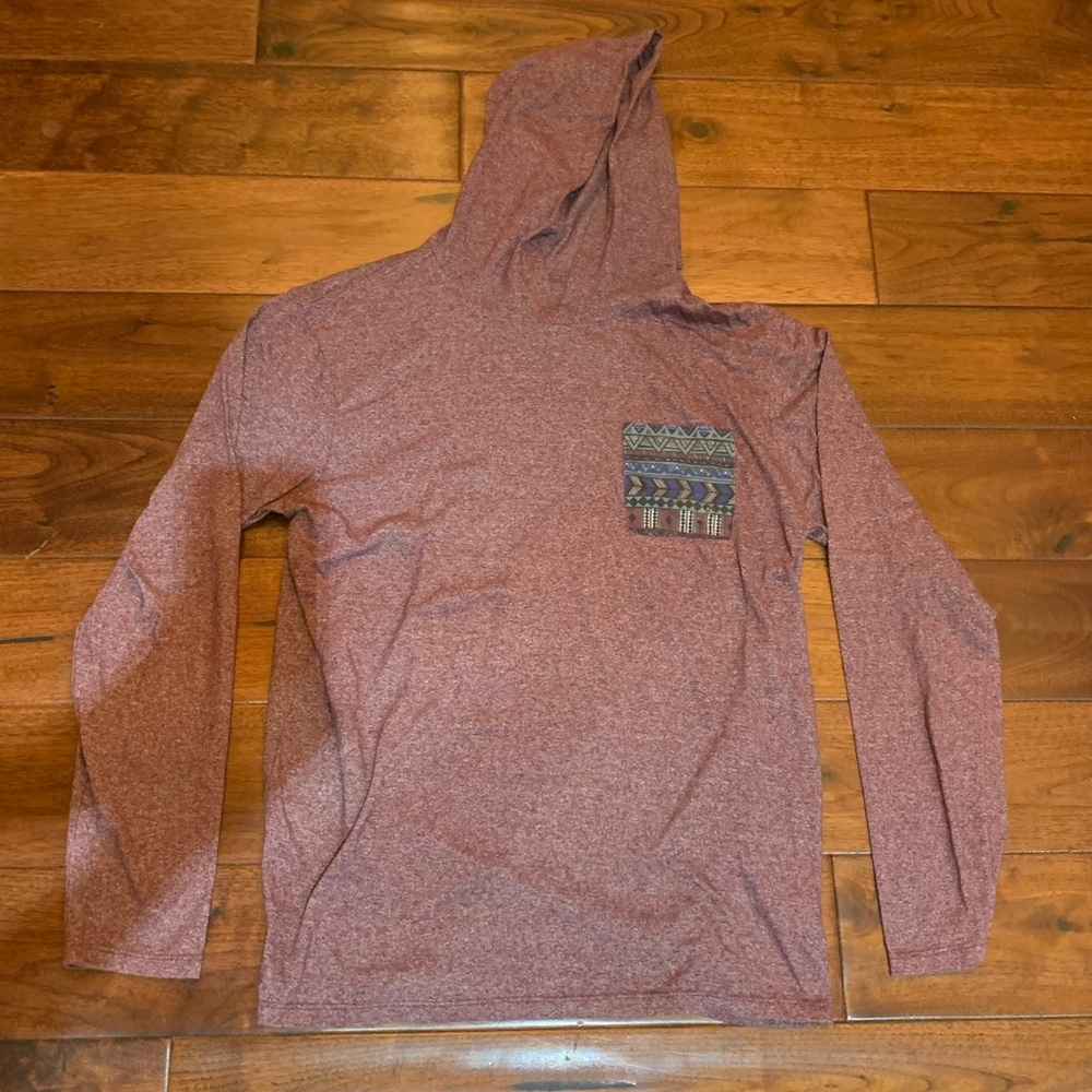 Long sleeve tee w/ hood